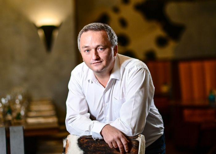 Spolehlivost a samostatnost vám říkají pane? V tom případě jste náš člověk!