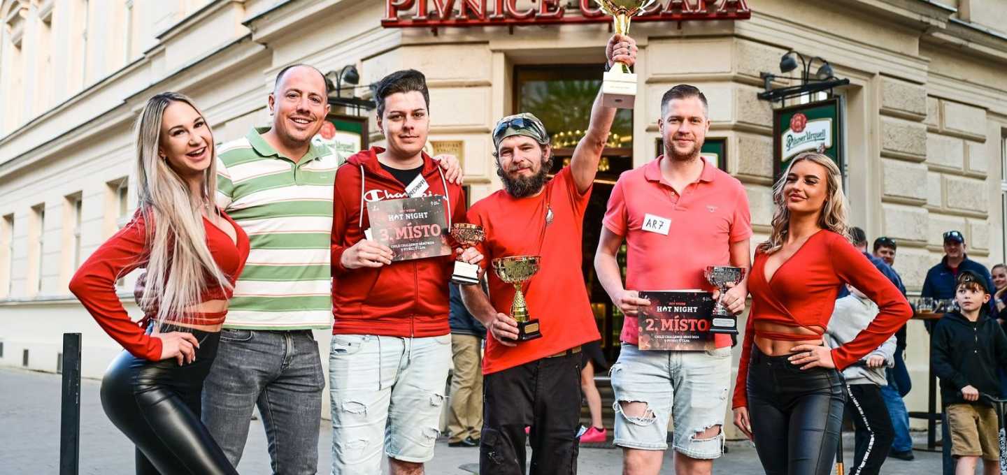 HOT NIGHT v Pivnici U Čápa rozpálila Obilňák